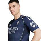 Camisa Real Madrid JOGADOR 2025/26 Away Camisas de Futebol