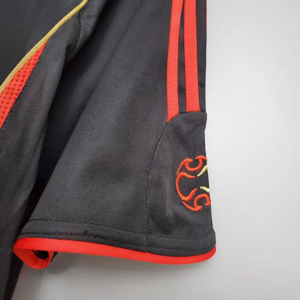 Camisa Retrô AC Milan 2006/06 Terceira Camisas de Futebol