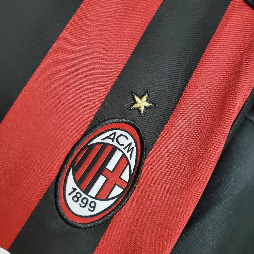 Camisa Retrô AC Milan 2009/10 Home Camisas de Futebol