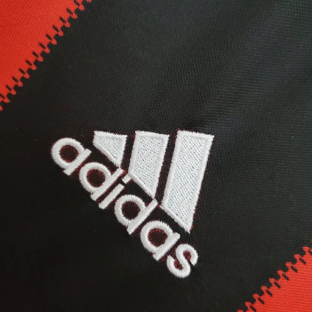 Camisa Retrô AC Milan 2010/11 Home Camisas de Futebol