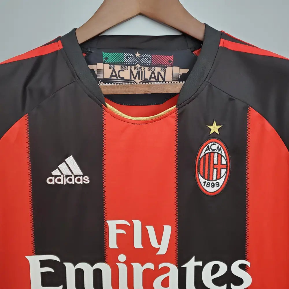 Camisa Retrô AC Milan 2010/11 Home Camisas de Futebol