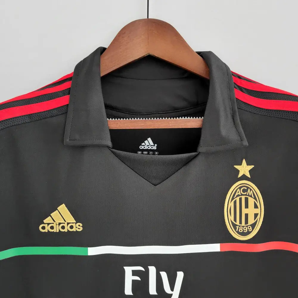 Camisa Retrô AC Milan 2011/12 Terceira Camisas de Futebol