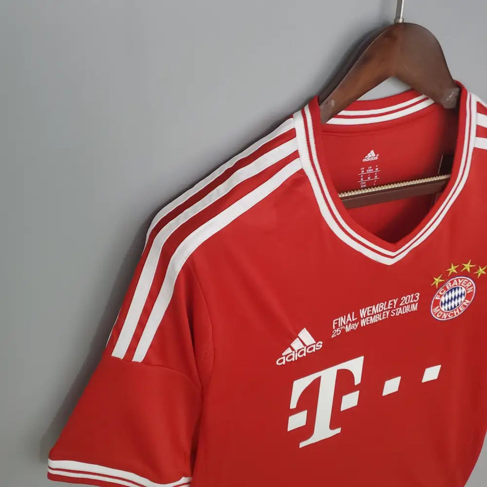Camisa Retrô Bayern de Munique 2013/14 Home Champions League Edition Camisas de Futebol