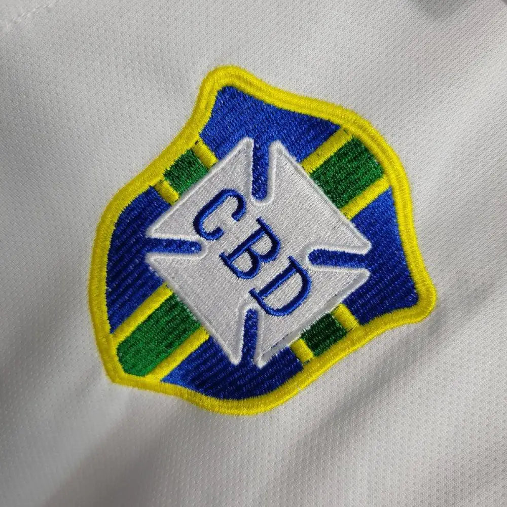 Camisa Retrô Brasil 2004/05 Branco