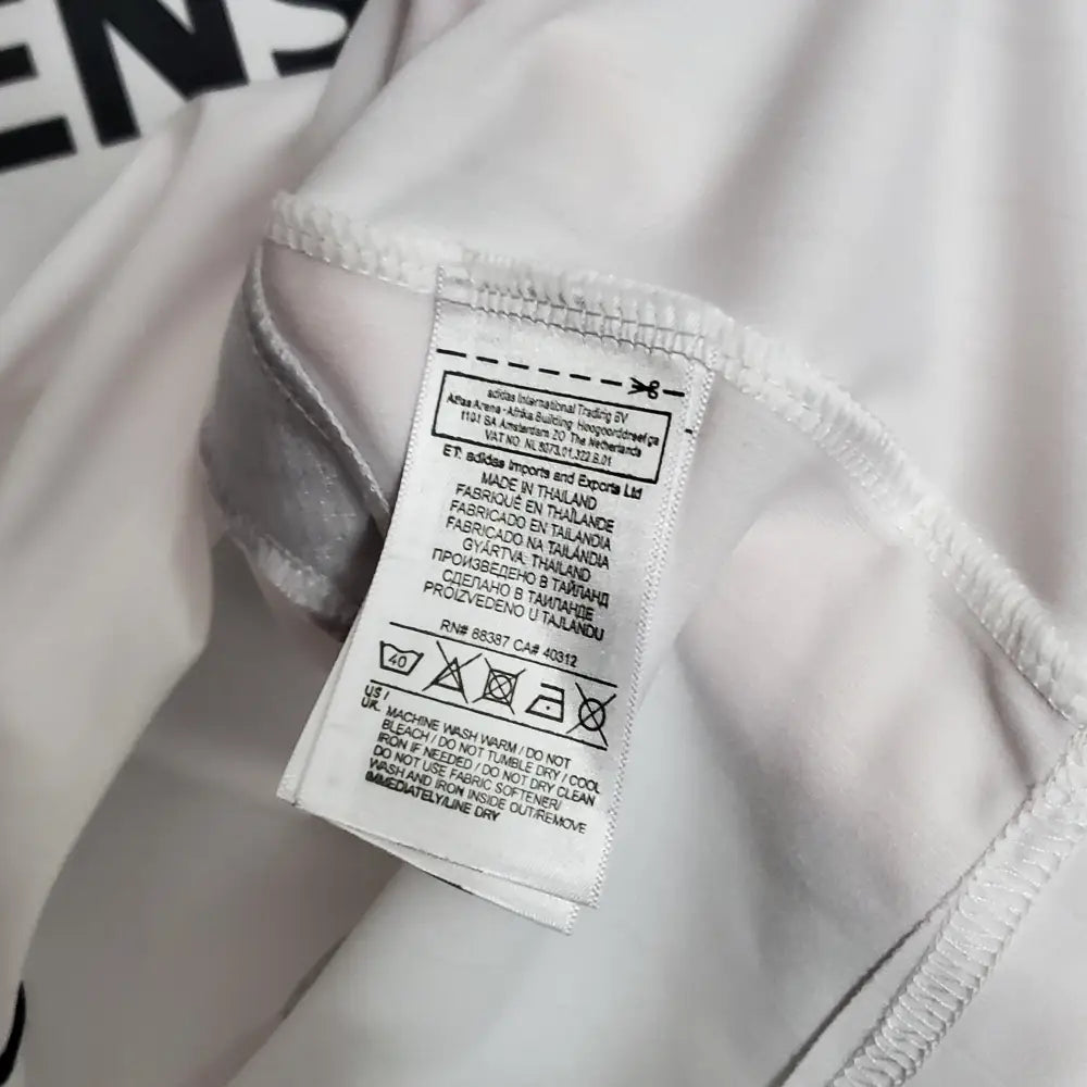 Camisa Retrô Real Madrid 2006/07 Home Camisas de Futebol