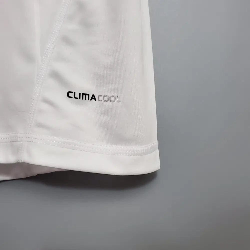 Camisa Retrô Real Madrid 2010/11 Home Camisas de Futebol