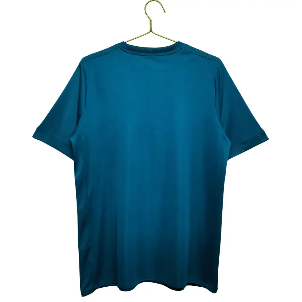 Camisa Retrô Real Madrid 2017/18 Third Camisas de Futebol