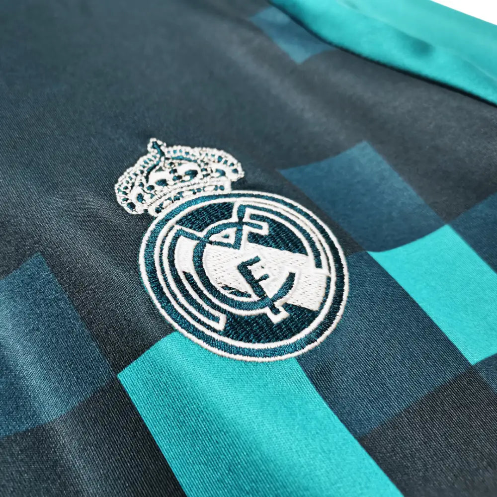 Camisa Retrô Real Madrid 2017/18 Third Camisas de Futebol